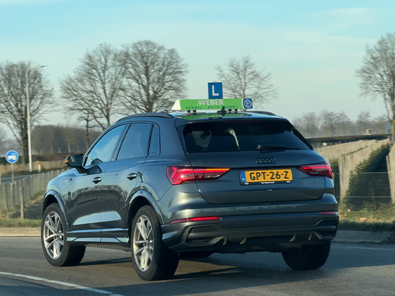Verkeersschool Weber Lesauto audio leren rijden